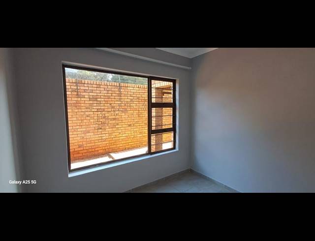 3 BEDROOM APARTMENT FOR SALE IN CHANCLIFF RIDGE